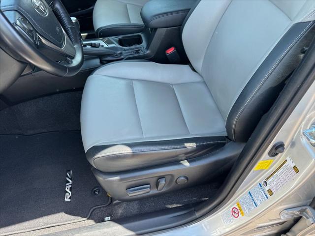 2016 Toyota RAV4 Hybrid Limited
