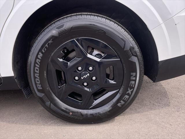 2025 Kia Carnival MPV LXS
