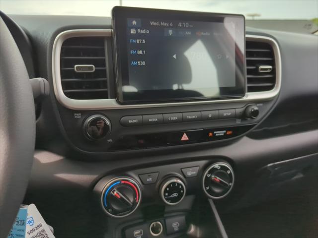 2026 Hyundai Venue SE
