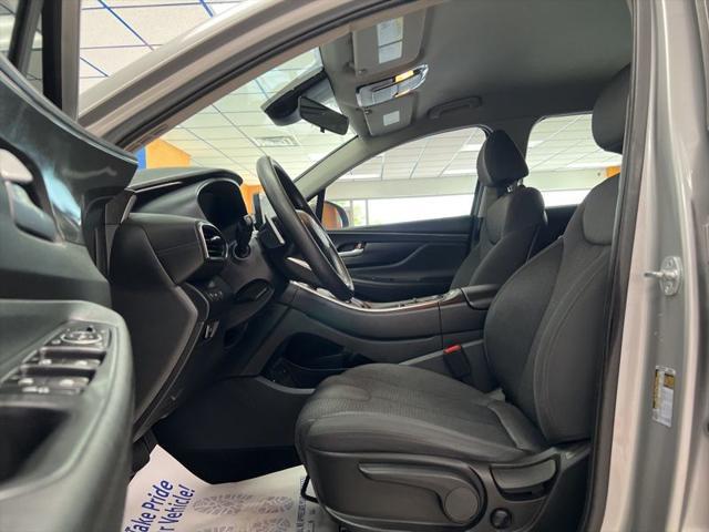 2023 Hyundai Santa Fe SE