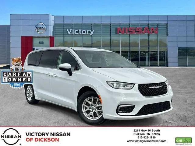 2023 Chrysler Pacifica Touring L for sale in Dickson, TN
