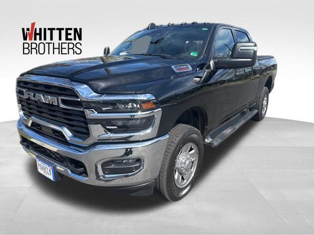 2025 RAM 2500 Tradesman Crew Cab 4x4 64 Box 2025 RAM 2500 Tradesman Crew Cab 4x4 64 Box
