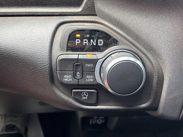 2025 Ram 1500 Tradesman Crew Cab 4x4 5'7" Box