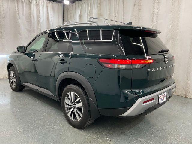 2024 Nissan Pathfinder SL 4WD