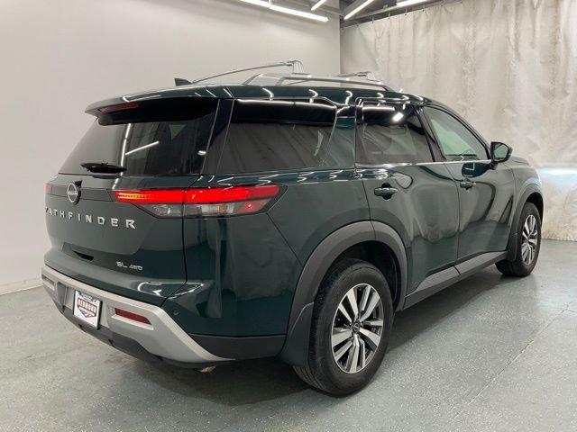 2024 Nissan Pathfinder SL 4WD