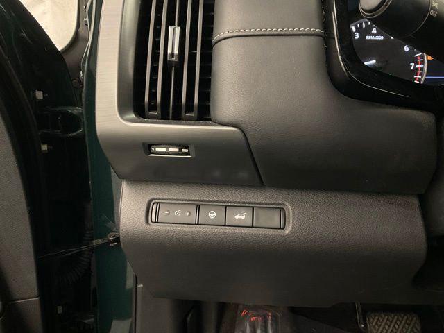 2024 Nissan Pathfinder SL 4WD