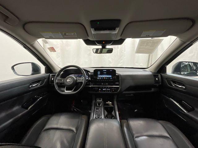 2024 Nissan Pathfinder SL 4WD