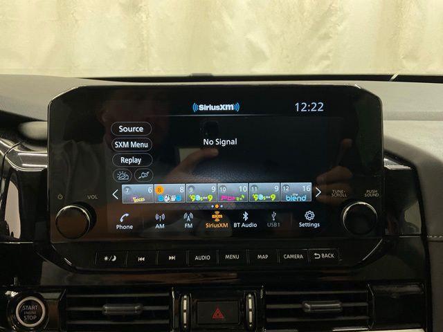 2024 Nissan Pathfinder SL 4WD