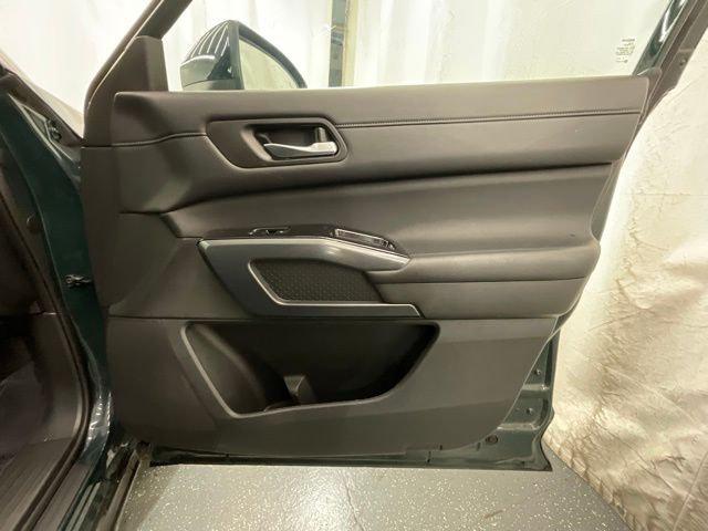 2024 Nissan Pathfinder SL 4WD
