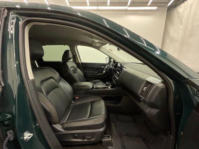 2024 Nissan Pathfinder SL 4WD