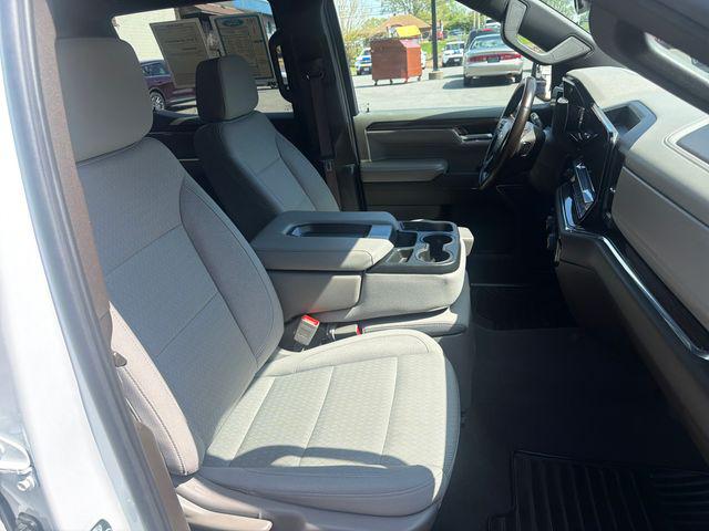 2024 Chevrolet Silverado 1500 4WD Crew Cab Short Bed LT