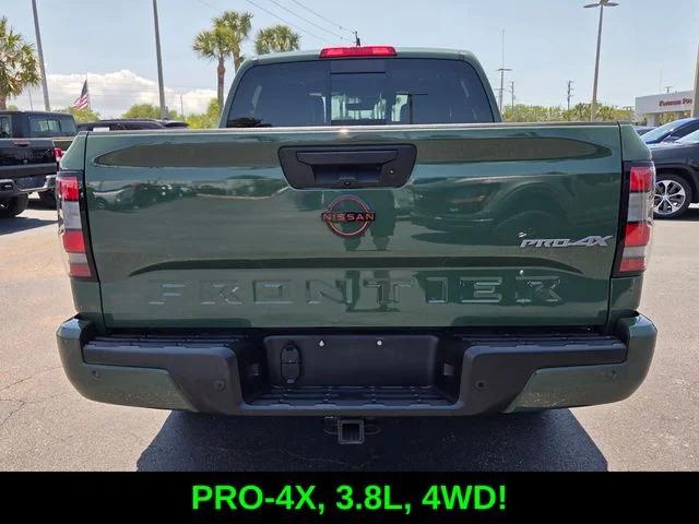 2023 Nissan Frontier Crew Cab PRO-4X 4x4