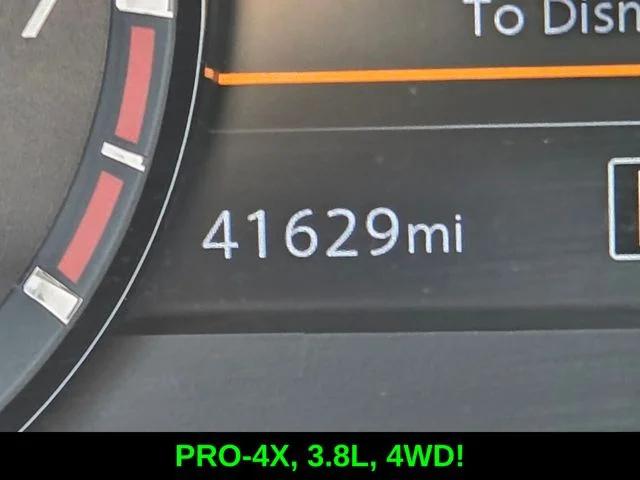 2023 Nissan Frontier Crew Cab PRO-4X 4x4