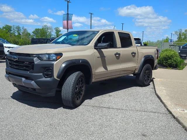 2023 Chevrolet Colorado 4WD Crew Cab Short Box Trail Boss