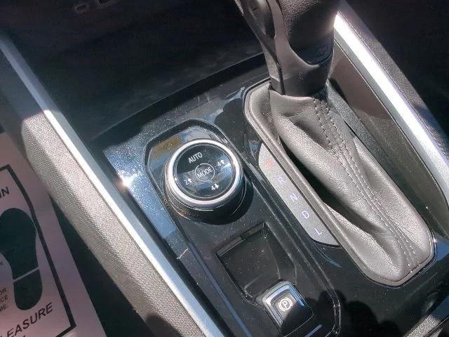 2023 Chevrolet Colorado 4WD Crew Cab Short Box Trail Boss