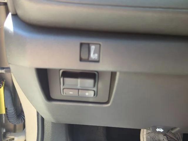 2023 Chevrolet Colorado 4WD Crew Cab Short Box Trail Boss