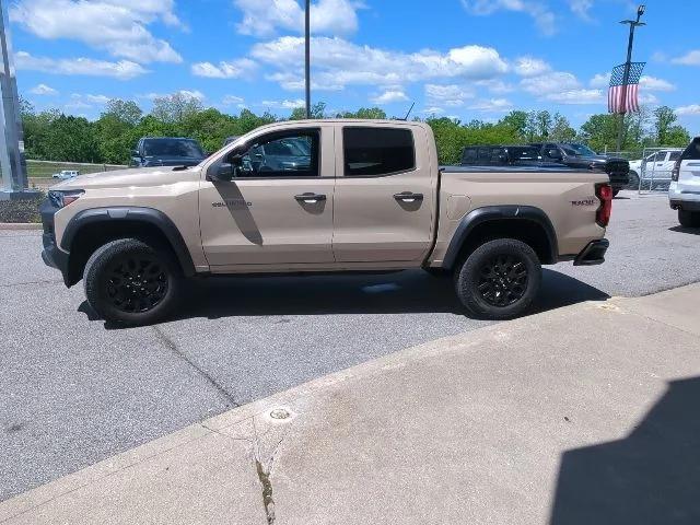 2023 Chevrolet Colorado 4WD Crew Cab Short Box Trail Boss