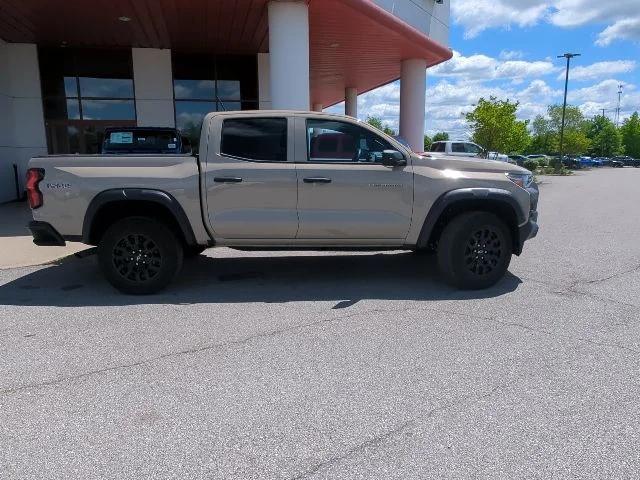 2023 Chevrolet Colorado 4WD Crew Cab Short Box Trail Boss