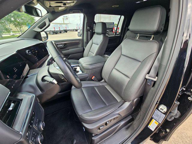 2025 Chevrolet Suburban 4WD Z71