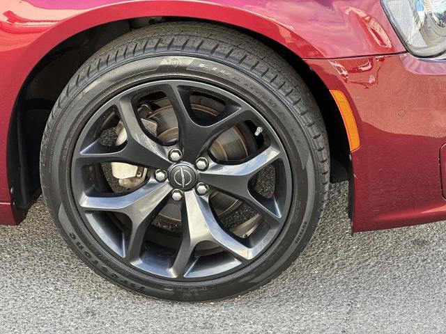 2023 Chrysler 300 Touring L