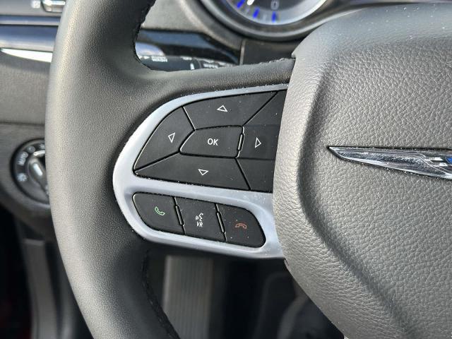 2023 Chrysler 300 Touring L