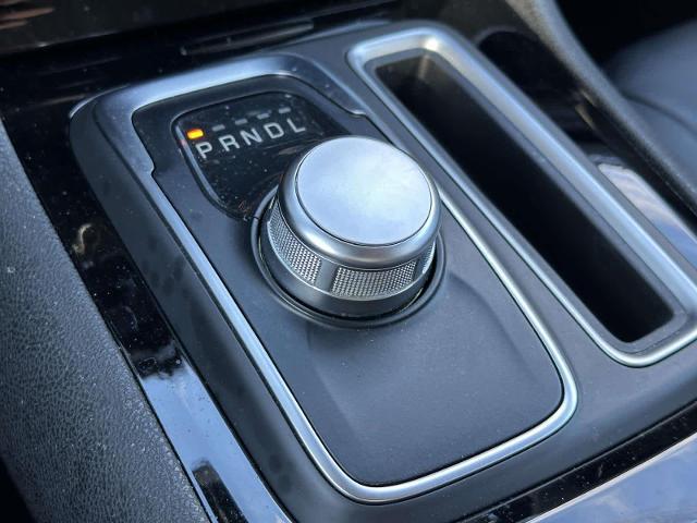 2023 Chrysler 300 Touring L