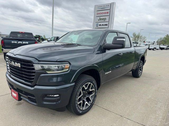 2026 RAM Ram 1500 RAM 1500 LARAMIE CREW CAB 4X4 64 BOX