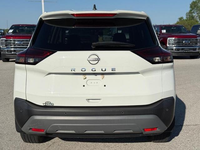 2022 Nissan Rogue S FWD