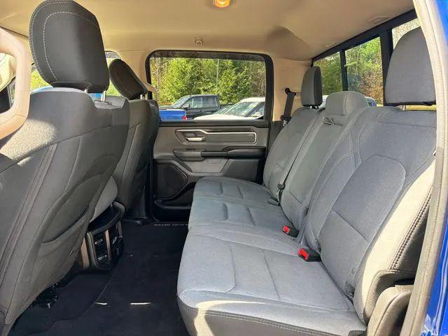 2019 Ram 1500 Big Horn/Lone Star Crew Cab 4x4 5'7" Box