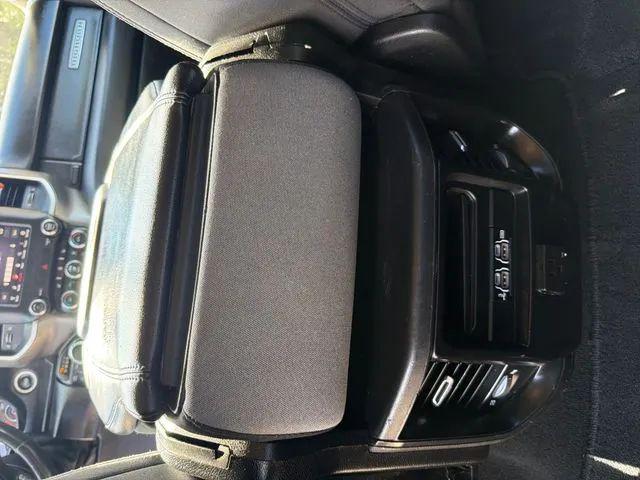 2019 Ram 1500 Big Horn/Lone Star Crew Cab 4x4 5'7" Box