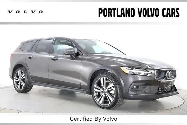 2025 Volvo V60 Cross Country Plus, B5 AWD Gas (mild hybrid) for sale in Scarborough, ME