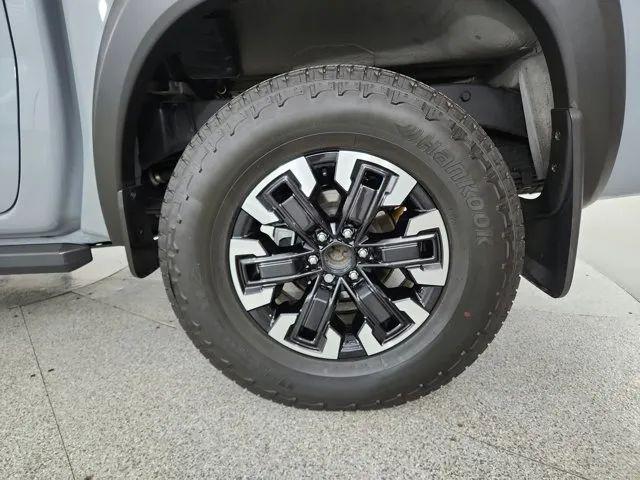 2024 Nissan Frontier Crew Cab PRO-4X 4x4