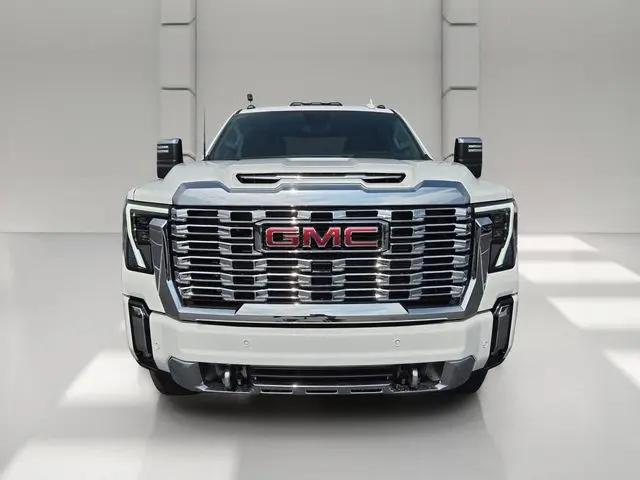 2026 GMC Sierra 2500HD Crew Cab, Standard Bed, Denali, 4WD