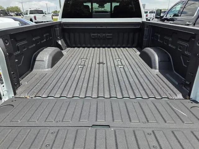 2026 GMC Sierra 2500HD Crew Cab, Standard Bed, Denali, 4WD