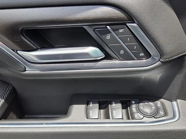 2026 GMC Sierra 2500HD Crew Cab, Standard Bed, Denali, 4WD