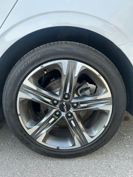2022 Kia K5 EX