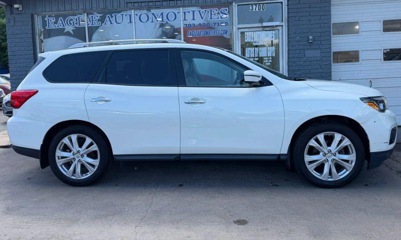 2019 Nissan Pathfinder SL