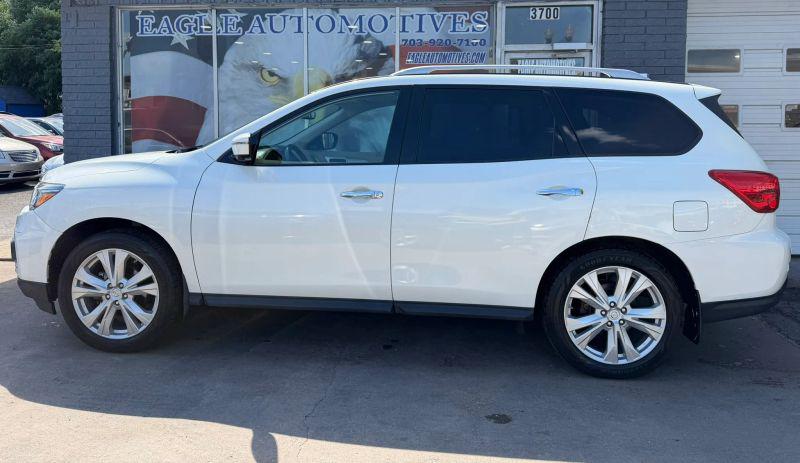 2019 Nissan Pathfinder SL