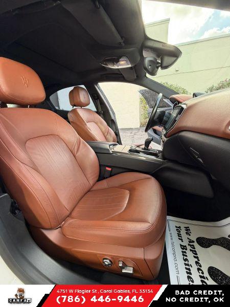 2018 Maserati Ghibli Base