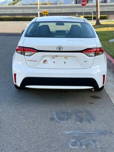2020 Toyota Corolla LE