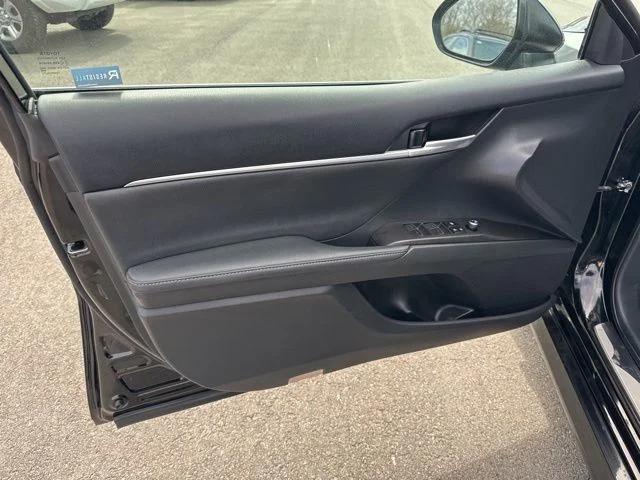 2023 Toyota Camry XLE Hybrid