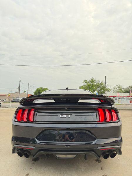 2021 Ford Mustang GT Premium Fastback