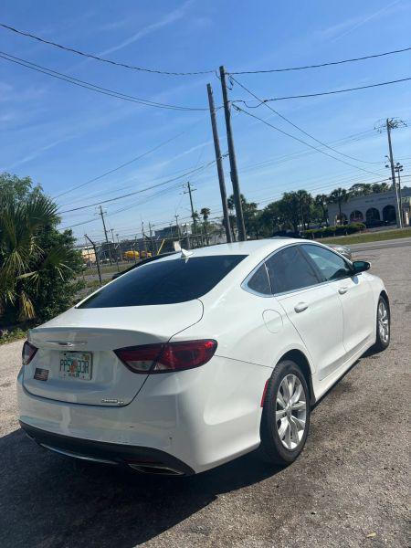2015 Chrysler 200 C