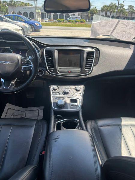 2015 Chrysler 200 C
