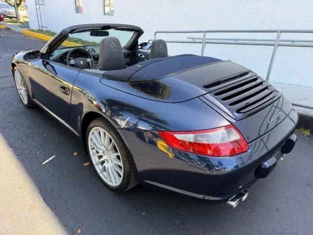 2005 Porsche 911 Carrera
