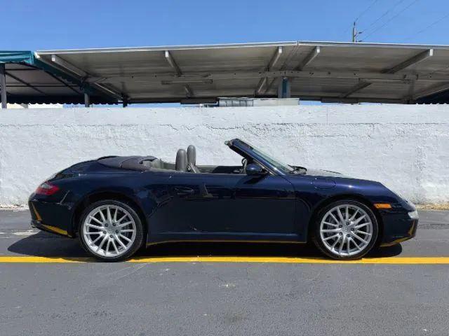 2005 Porsche 911 Carrera