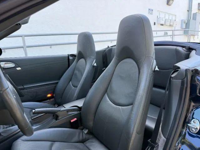 2005 Porsche 911 Carrera