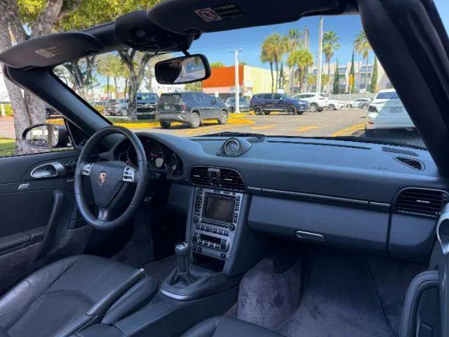 2005 Porsche 911 Carrera