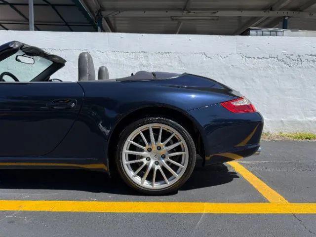 2005 Porsche 911 Carrera