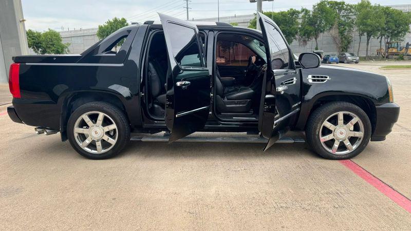 2013 Cadillac Escalade EXT Premium
